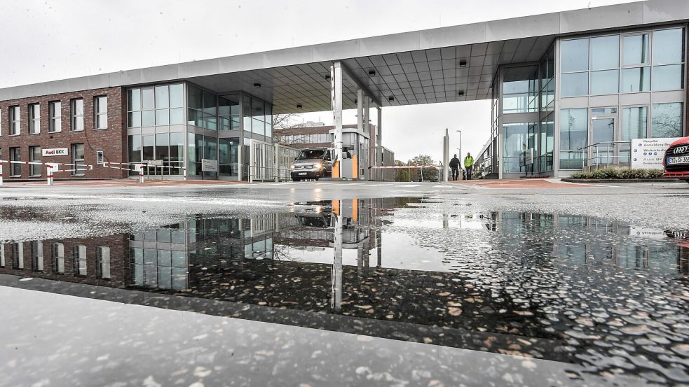 In einem internen Papier soll das Ende der Produktion im Emder VW-Werk feststehen. Foto: Klaus Ortgies/Archiv