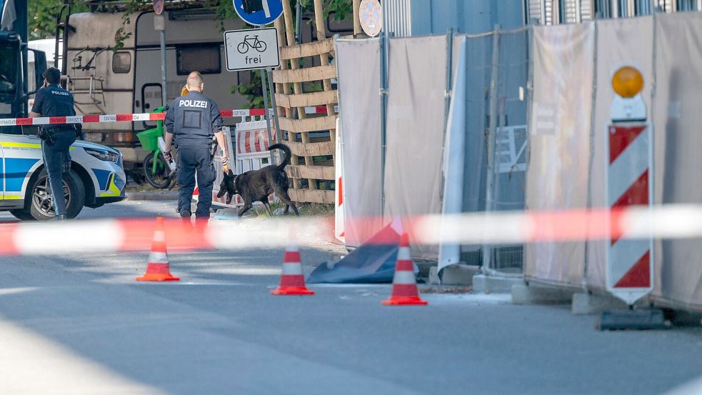 Das Gelände wurde abgesperrt. Foto: Peter Kneffel