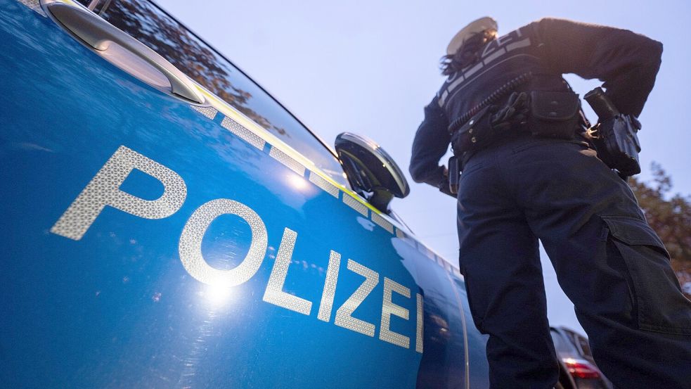 Die Polizei hat zusammen mit mehreren anderen Behörden Kontrollen durchgeführt. Foto: Marijan Murat/dpa