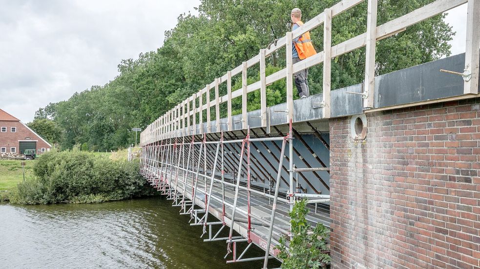 Die Sanierungsarbeiten laufen nach einer Unterbrechung jetzt wie vorgesehen. Foto: Klaus Ortgies