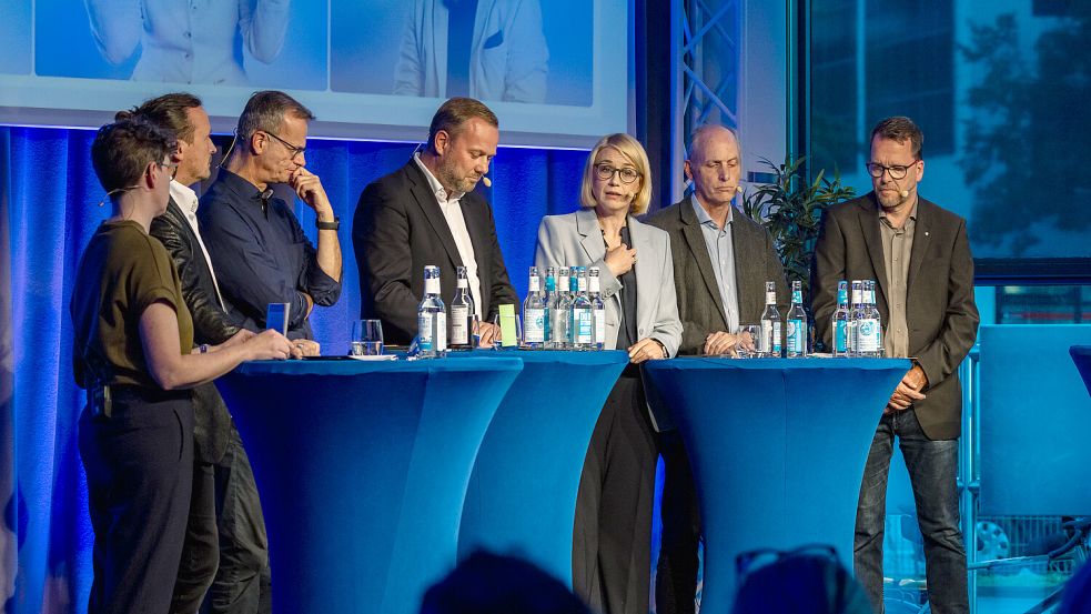 Bei der noz-Podiumsdiskussion mit den Oberbürgermeisterkandidaten für die Kommunalwahl 2026 in Osnabrück gab es einige Widersprüche. Wir klären auf. Foto: Denise Matthey