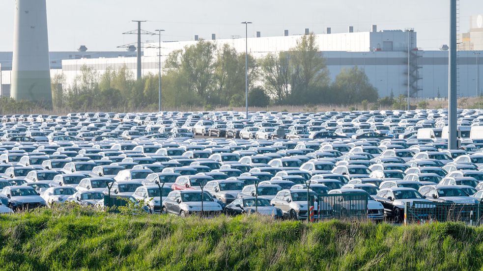 Werden hier in Emden auch in fünf Jahren noch Volkswagen gebaut? Foto: Klaus Ortgies