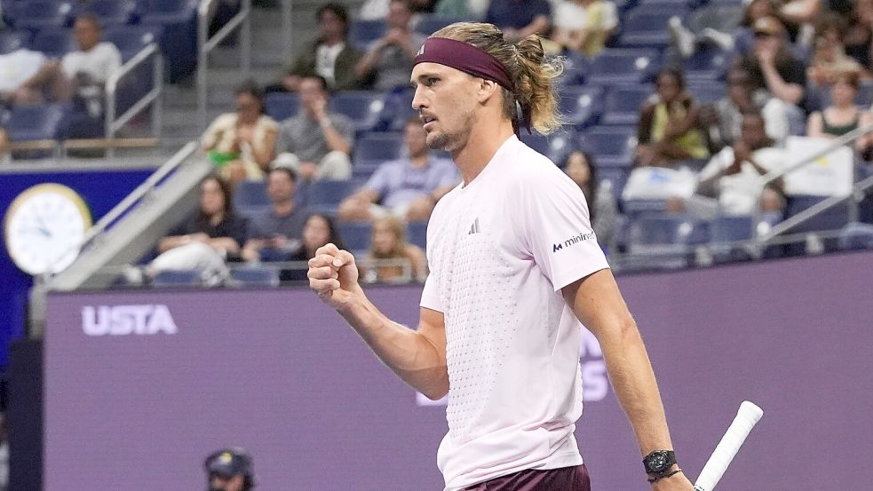 Alexander Zverev bejubelt den Achtelfinaleinzug. Foto: Frank Franklin II