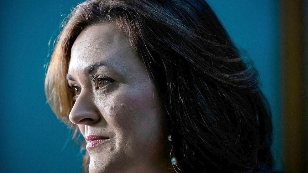 Die CDU-Generalsekretärin musste die Wahlniederlage als erste Vertreterin der Bundespartei kommentieren. Foto: Christoph Soeder/dpa