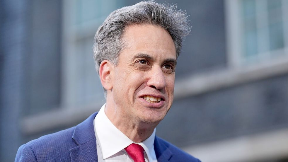 Großbritanniens Außenminister Ed Miliband will Berichten zufolge Sanktionen gegen Waren aus Siedlungen im Westjordanland verkünden. (Archivfoto) Foto: Yui Mok