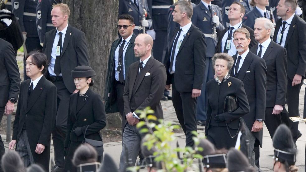 Auch der britische Prinz William reiste gemeinsam mit seiner Tante Prinzessin Anne an. Foto: Markus Schreiber