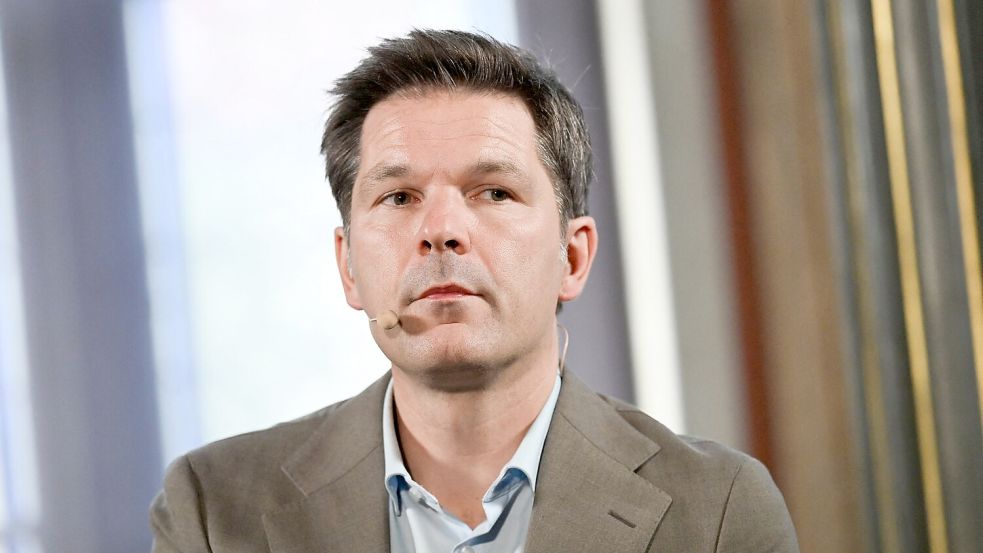 Die Staatsanwaltschaft Hannover ermittelt gegen den Berliner SPD-Spitzenkandidaten Steffen Krach. Foto: Jens Kalaene