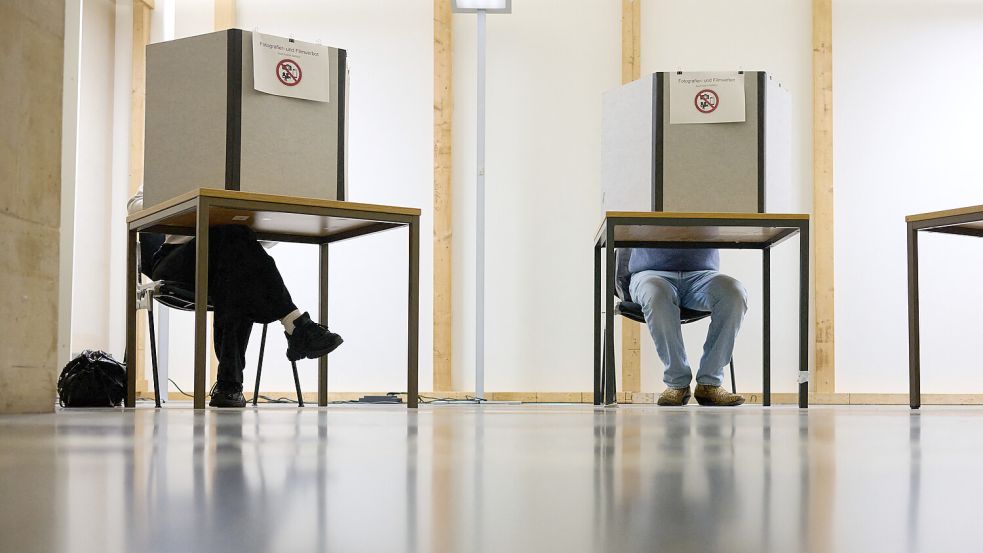 In Ostfriesland wird am Sonntag gewählt. Symbolfoto: Julian Stratenschulte/DPA