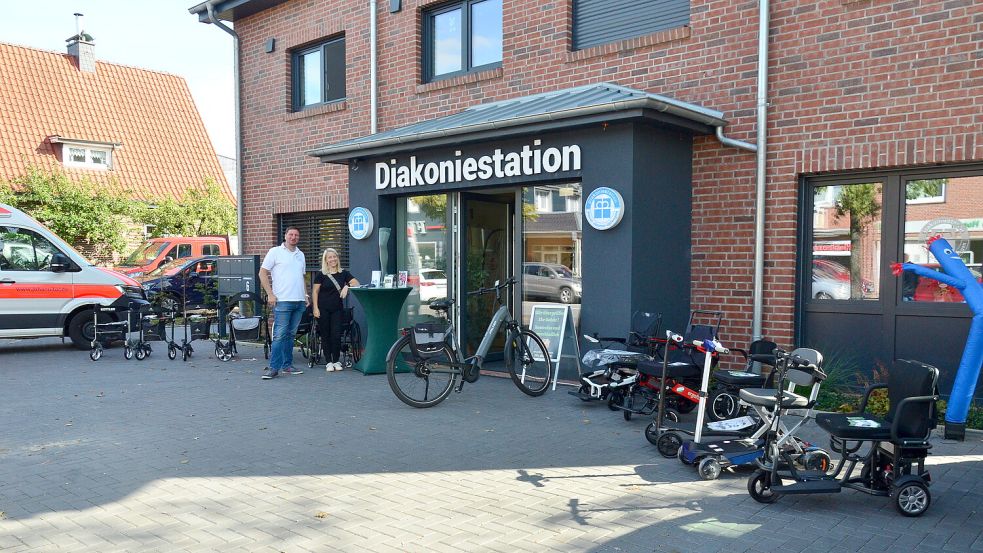 Tag der offenen Türen: Die Diakoniestation Hesel informierte über ihre Angebote und verschiedene Möglichkeiten der Unterstützung. Foto: Hannah Lehmann