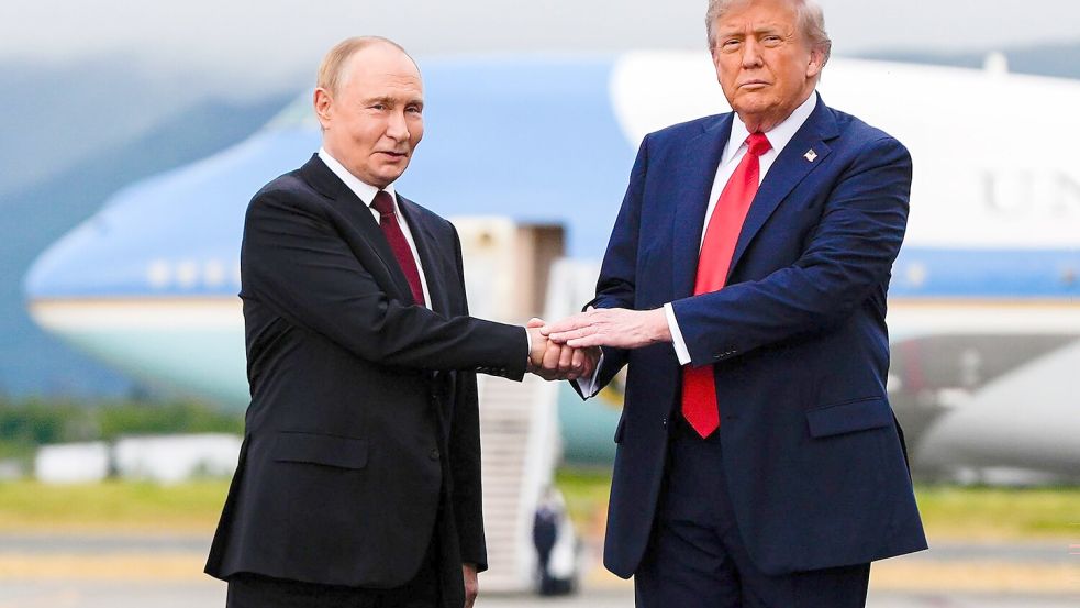 Trump betont immer wieder seine angeblich gute Beziehung zu Putin. (Archivbild). Foto: Julia Demaree Nikhinson/AP/dpa