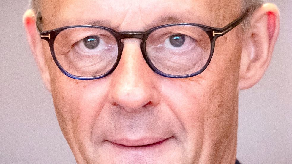 Die politische Zukunft von Kanzler Friedrich Merz bleibt ungewiss. Foto: Michael Kappeler/dpa