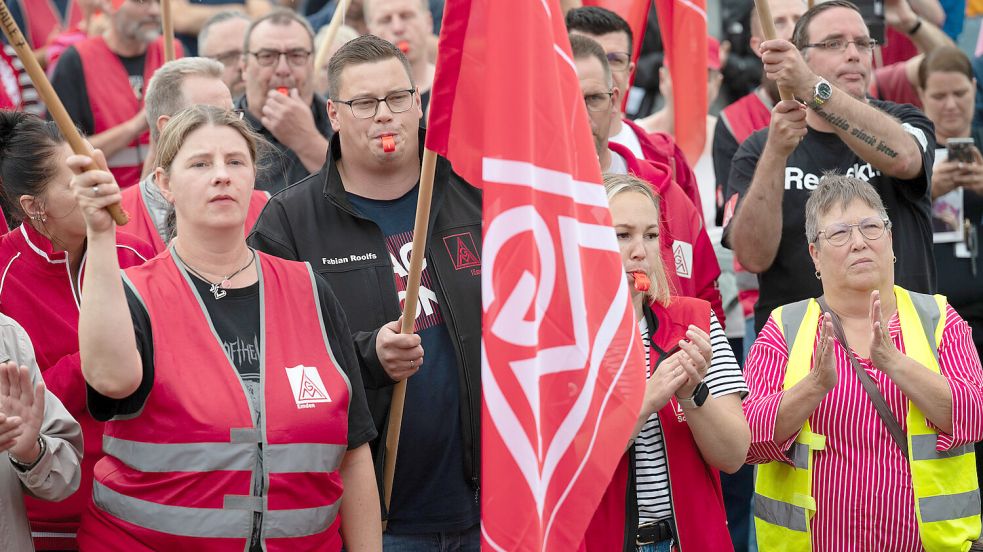 Der Widerstand wächst, auch bei VW Emden. Foto: Klaus Ortgies/Archiv