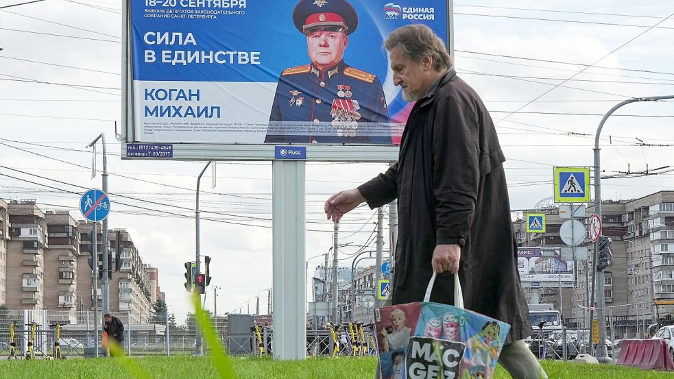 Die Kremlpartei Geeintes Russland erwartet nach dem Ausschluss der Oppositionspartei Jabloko erneut einen Sieg bei der Parlamentswahl. (Archivbild) Foto: Dmitri Lovetsky