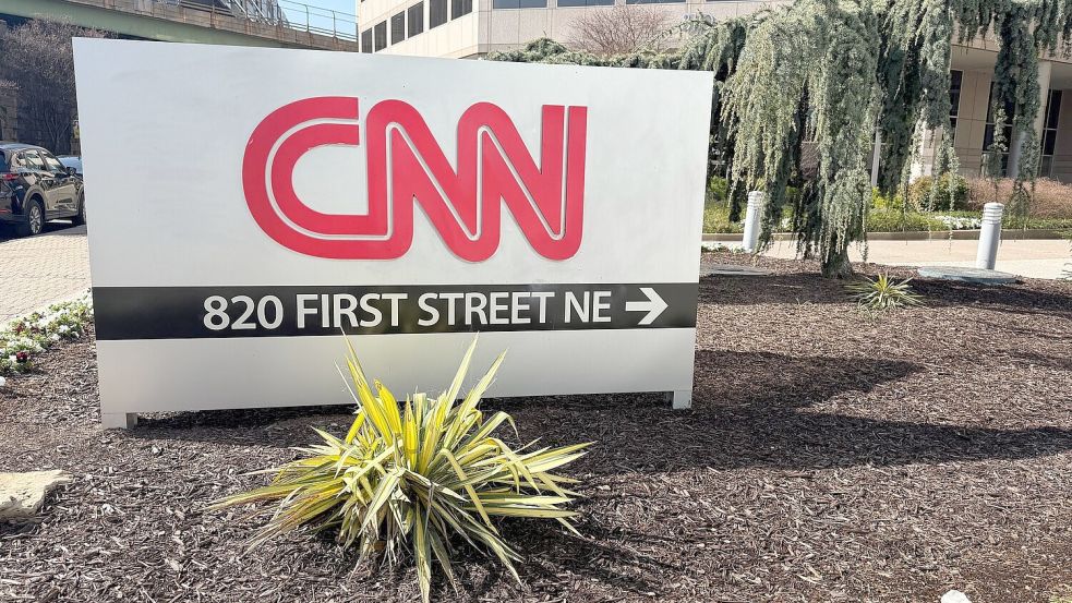 Von dem Verbot ist unter anderem der renommierte US-Sender CNN betroffen. (Archivbild) Foto: Anna Ringle/dpa
