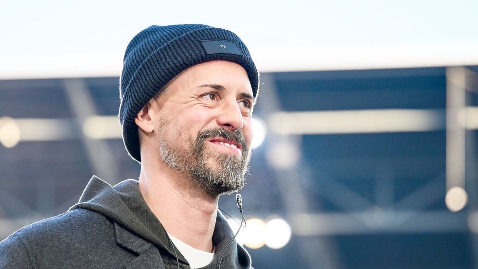 Sandro Wagner wird einem Bericht zufolge der neue Trainer von Hannover 96. (Archivbild) Foto: Tom Weller/dpa