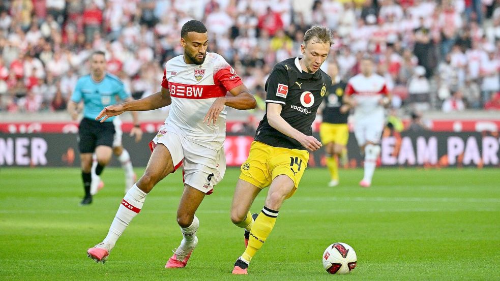Machte den Unterschied: BVB-Torschütze Maximilian Beier (r). Foto: Jan-Philipp Strobel/dpa