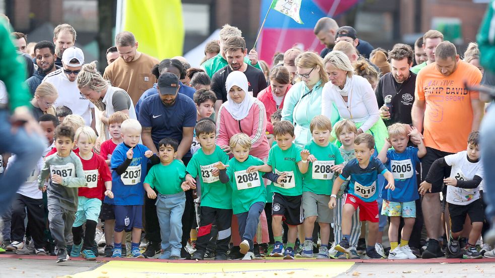 Auch die Jüngsten kämpften beim Citylauf in Leer um den Sieg. Foto: Jens Doden