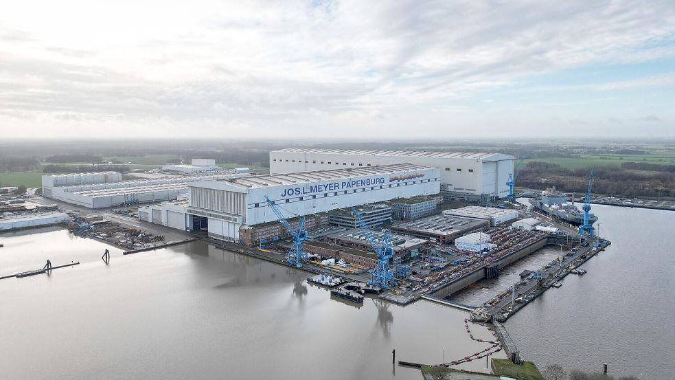 Derzeit halten Bund und Land 80 Prozent an der Meyer Werft in Papenburg. Foto: dpa