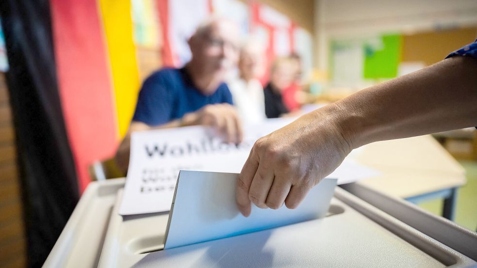 In Berlin und Mecklenburg-Vorpommern haben sich viele Wähler im Vergleich zur vorherigen Wahl bezüglich der Partei umentschieden. Foto: dpa/Christoph Soeder