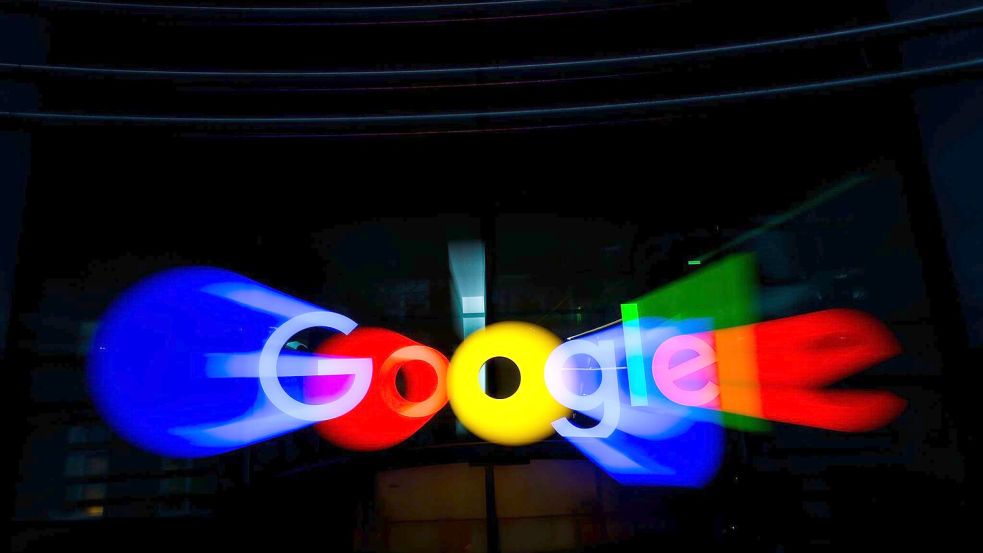 Google muss wegen Verstößen gegen die Europäische Datenschutz-Grundverordnung mehr als 400 Millionen Euro Strafe zahlen. (Archivfoto) Foto: Christian Charisius/dpa