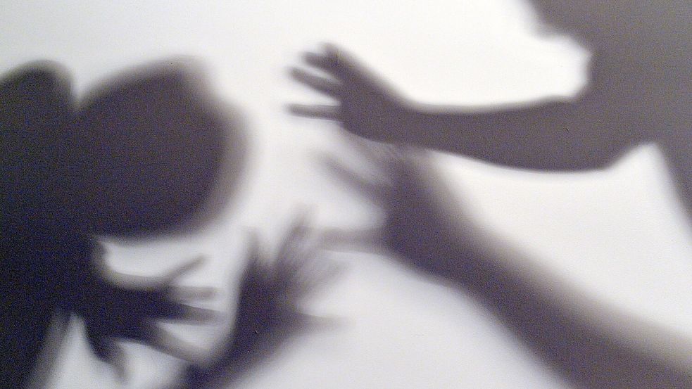 Gewalt ist auch an Schulen im Landkreis Aurich immer mehr ein Problem. Foto: DPA