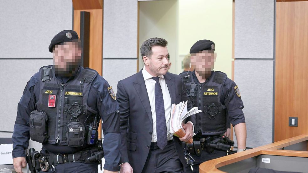 Der Investor René Benko steht erneut in Innsbruck vor Gericht. Foto: Expa/Johann Groder/APA/dpa