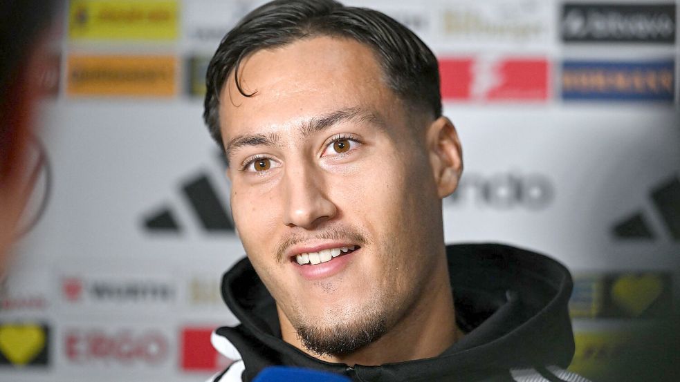 „Wenn Kloppo dich anruft, muss man hingehen.“ Younes Ebnoutalib hat sich als Fußballer für Deutschland entschieden.  Foto: Federico Gambarini/dpa