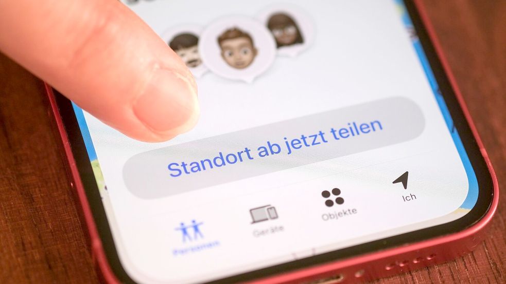 Was passiert, wenn Menschen sagen, dass sie ihren Live-Standort nicht teilen wollen? Sind die anderen dann misstrauisch oder beleidigt? (Symbolbild) Foto: Jens Kalaene/dpa
