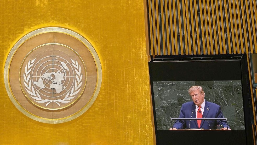 Trump drohte dem Iran während seiner Rede wiederholt. Foto: Seth Wenig/AP/dpa