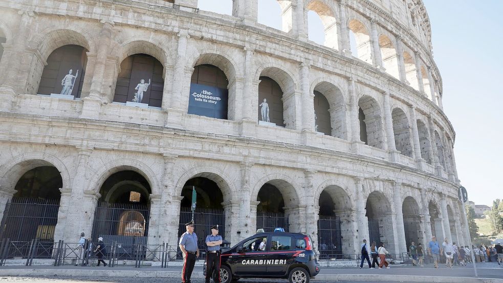 Bei einem Sturz in der Nacht kam ein Arbeiter im Kolosseum ums Leben. Foto: Cecilia Fabiano/LaPresse/AP/dpa