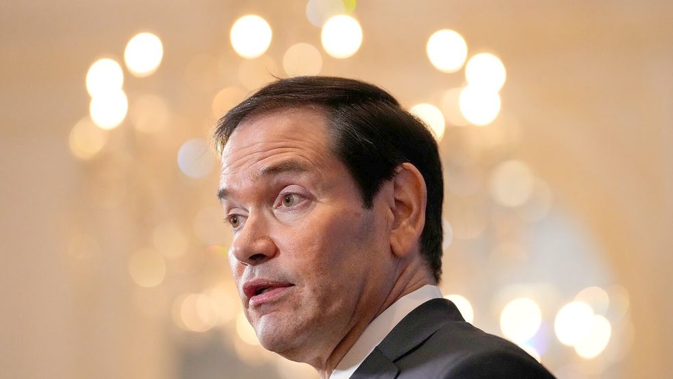 Den USA bereitet eine mögliche Ausweitung des Ukraine-Kriegs auf andere Regionen Sorgen - sagt Außenminister Rubio.  Foto: Yuki Iwamura/AP/dpa