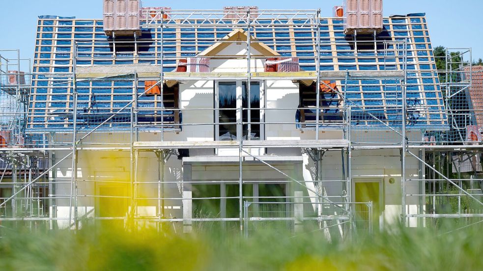 Begehrtes Eigenheim: Die Immobilienpreise in Deutschland sind sieben Quartale in Folge gestiegen. (Archivbild) Foto: Sven Hoppe/dpa