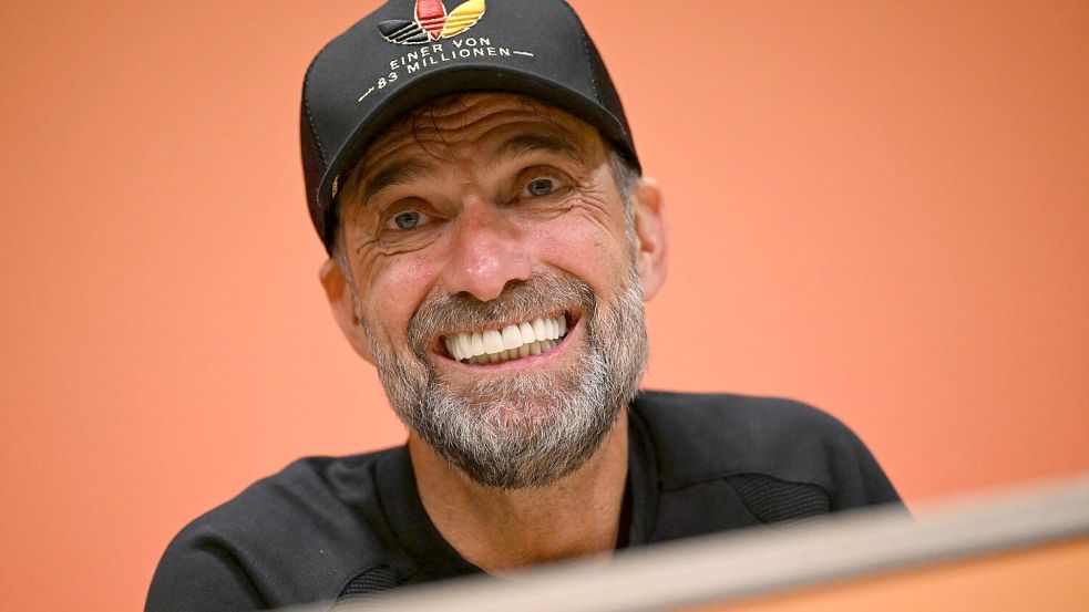 Jürgen Klopp sah mehr Gründe zur Freude als zur Kritik nach dem Remis in Amsterdam.  Foto: Federico Gambarini/dpa