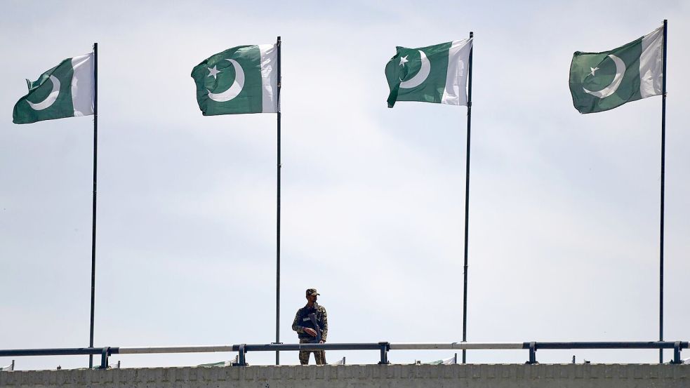 In Pakistan ist es wieder zu einem Anschlag gekommen. (Symbolbild) Foto: M. A. Sheikh/AP/dpa