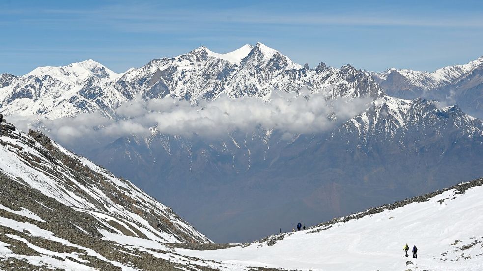Lawinenabgang im Himalaya: zwei Tote und 14 Vermisste. (Archivbild) Foto: Elisa Schu/dpa