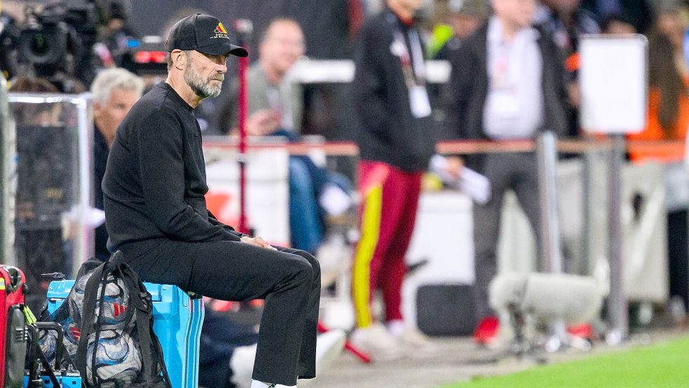 Der Bundestrainer setzt die Länderspiel-Reihe mit seinem veränderten Kader fort.  Foto: Tom Weller/dpa