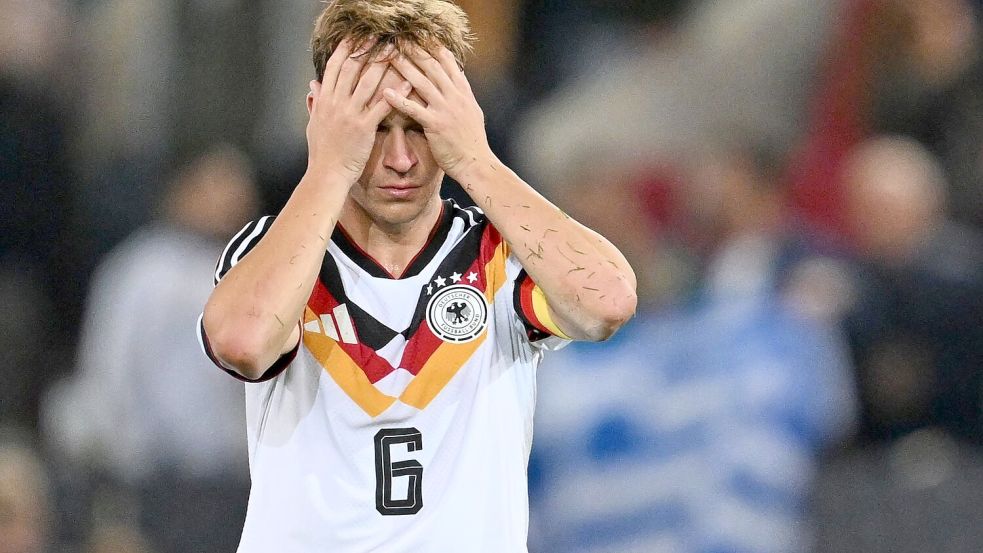 Nicht schon wieder: Der Kapitän wäre gerne beim Team geblieben.  Foto: Sven Hoppe/dpa