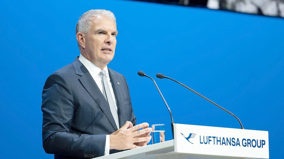 Lufthansa-Chef Carsten Spohr rechnet mit noch höheren Lasten durch den Iran-Krieg. (Archivbild)  Foto: Florian Wiegand/dpa