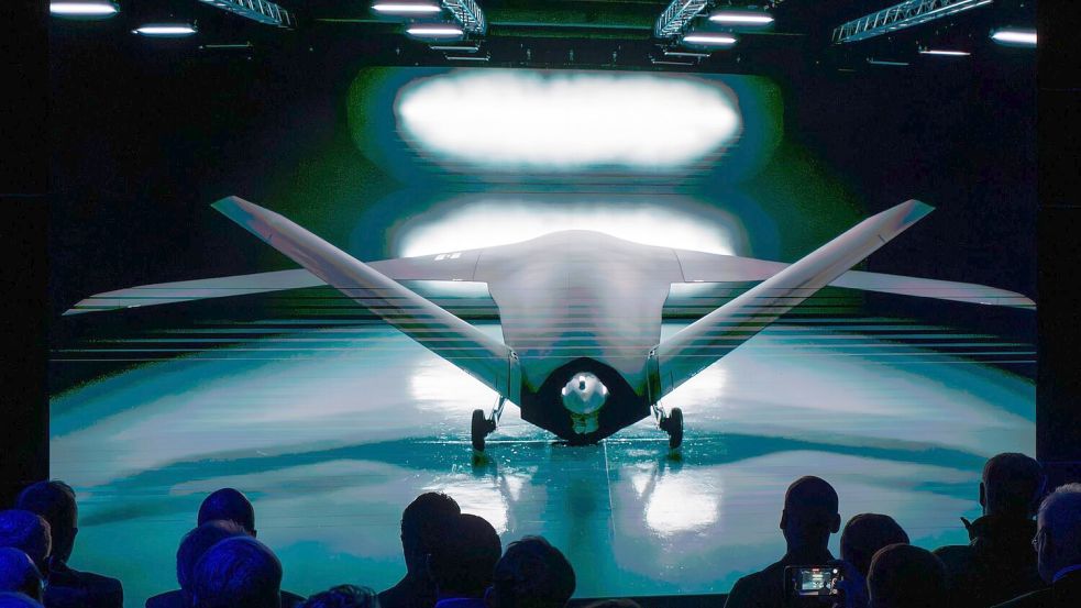Eines der ehrgeizigsten Projekte bei Helsing ist die Entwicklung des unbemannten Kampfflugzeugs „CA-1 Europa“. (Archivbild) Foto: Peter Kneffel/dpa