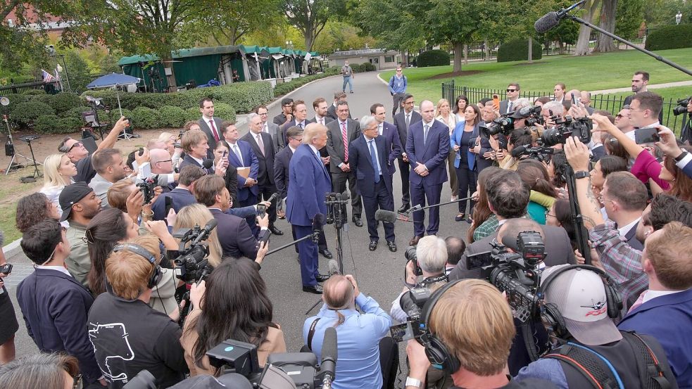 US-Präsident Trump zeigt Verständnis für Nordkoreas Atomwaffen. Foto: Jacquelyn Martin/AP/dpa