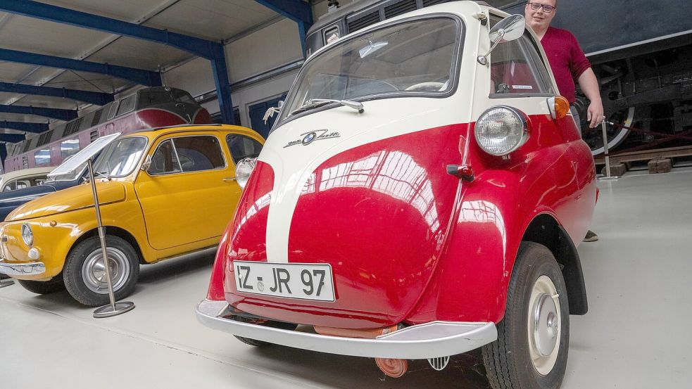 Ehedem günstig in der Anschaffung, und immer noch günstig in der Kfz-Versicherung: die BMW Isetta. Allerdings ist der einst „Knutschkugel“ genannte Oldtimer heute kaum noch zu bekommen. (Illustration)  Foto: Stefan Sauer/dpa
