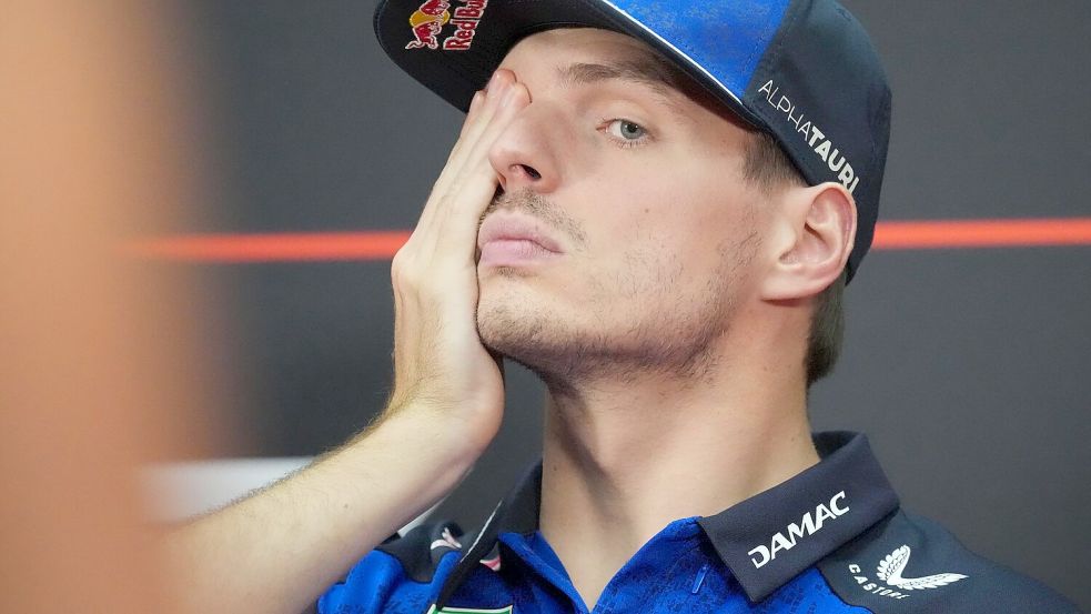 Verstappen gibt auch noch Unterwäsche-Tipps.  Foto: Aijaz Rahi/AP/dpa