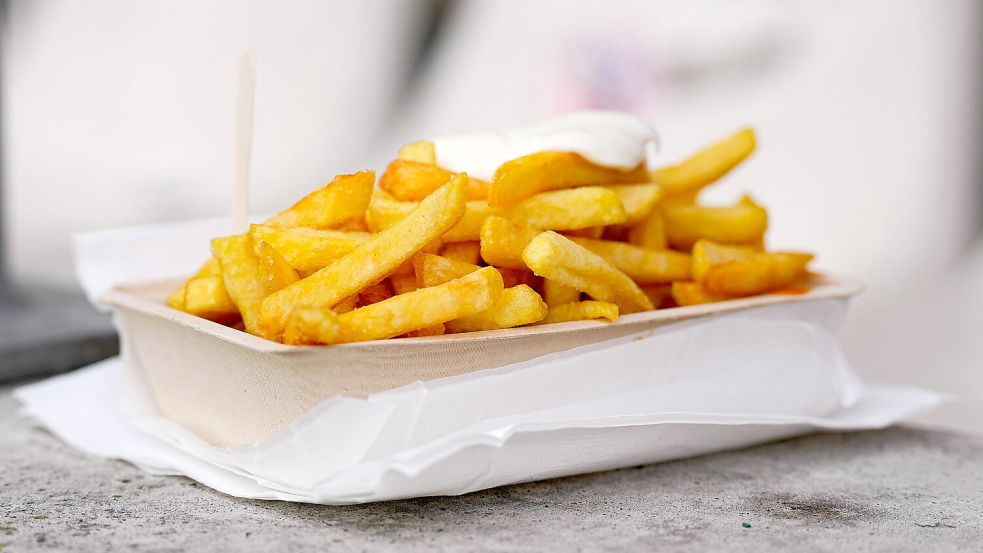 Große Knollen für lange Pommes könnten knapp werden. Foto: IMAGO/Maximilian Koch