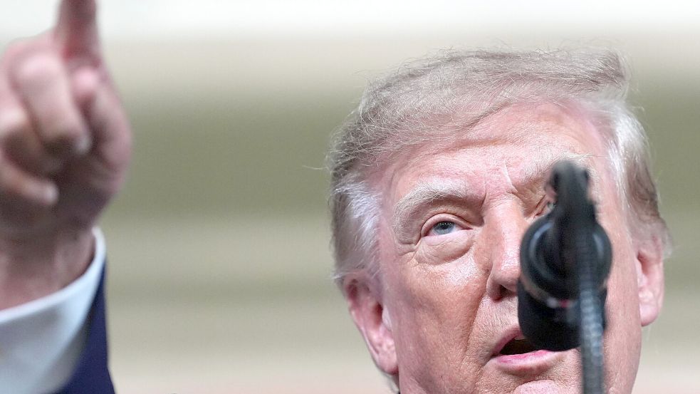 Gut einen Monat vor den wichtigen Midterms tourt Trump durchs Land.  Foto: Alex Brandon/AP/dpa