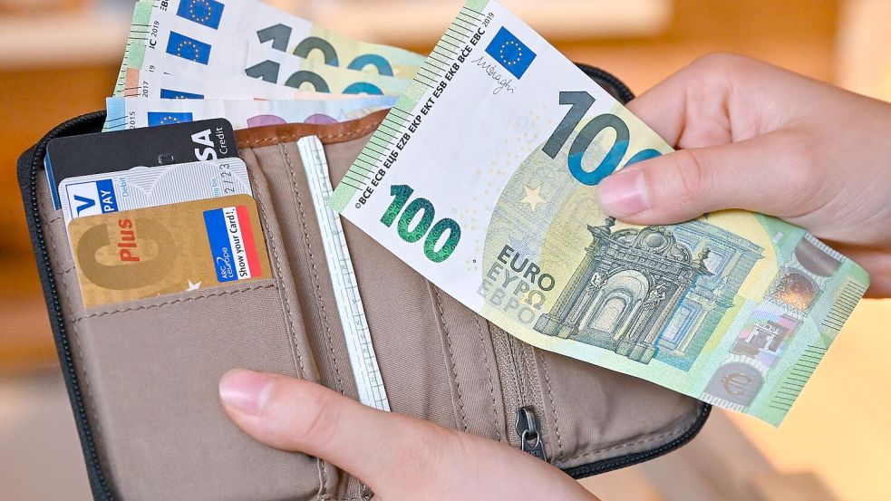 Die Einkommen in Ostdeutschland sind statistisch deutlich niedriger als im Westen. (Symbolbild) Foto: Patrick Pleul/dpa-Zentralbild/dpa