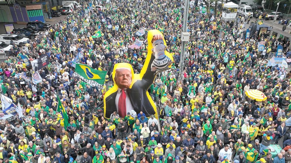 Der brasilianische Geheimdienst Abin hat auf ein Risiko von Einflussnahme oder Einmischung der USA auf die Wahl hingewiesen. (Archivbild) Foto: Andre Penner/AP/dpa