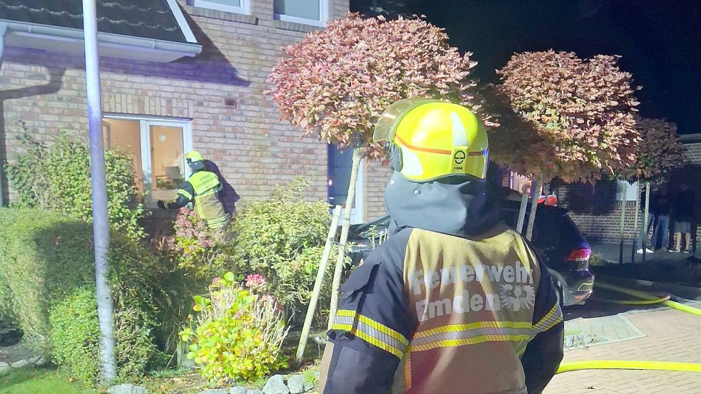 Die Emder Feuerwehr war in der Nacht zum Tag der Deutschen Einheit im Einsatz. Eine Küche brannte. Foto: Feuerwehr Emden