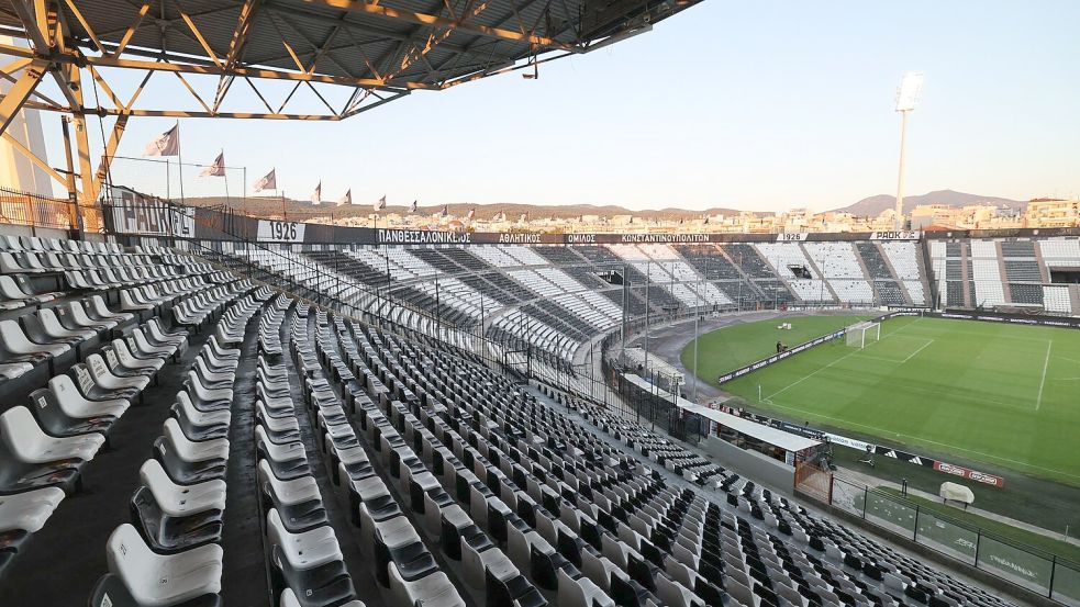 Das Toumba Stadion des Vereins PAOK Saloniki wird gegen Deutschland ausverlauft sein.  Foto: Christian Charisius/dpa