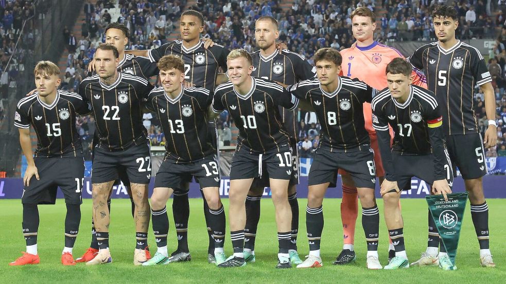 Für die Nationalmannschaft stand innerhalb einer Woche das zweite Spiel gegen Griechenland an.  Foto: Christian Charisius/dpa