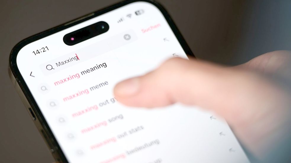 „Maxxing“ kursiert seit einer Weile auf Plattformen wie TikTok und Instagram. (Symbolbild) Foto: Sven Hoppe/dpa